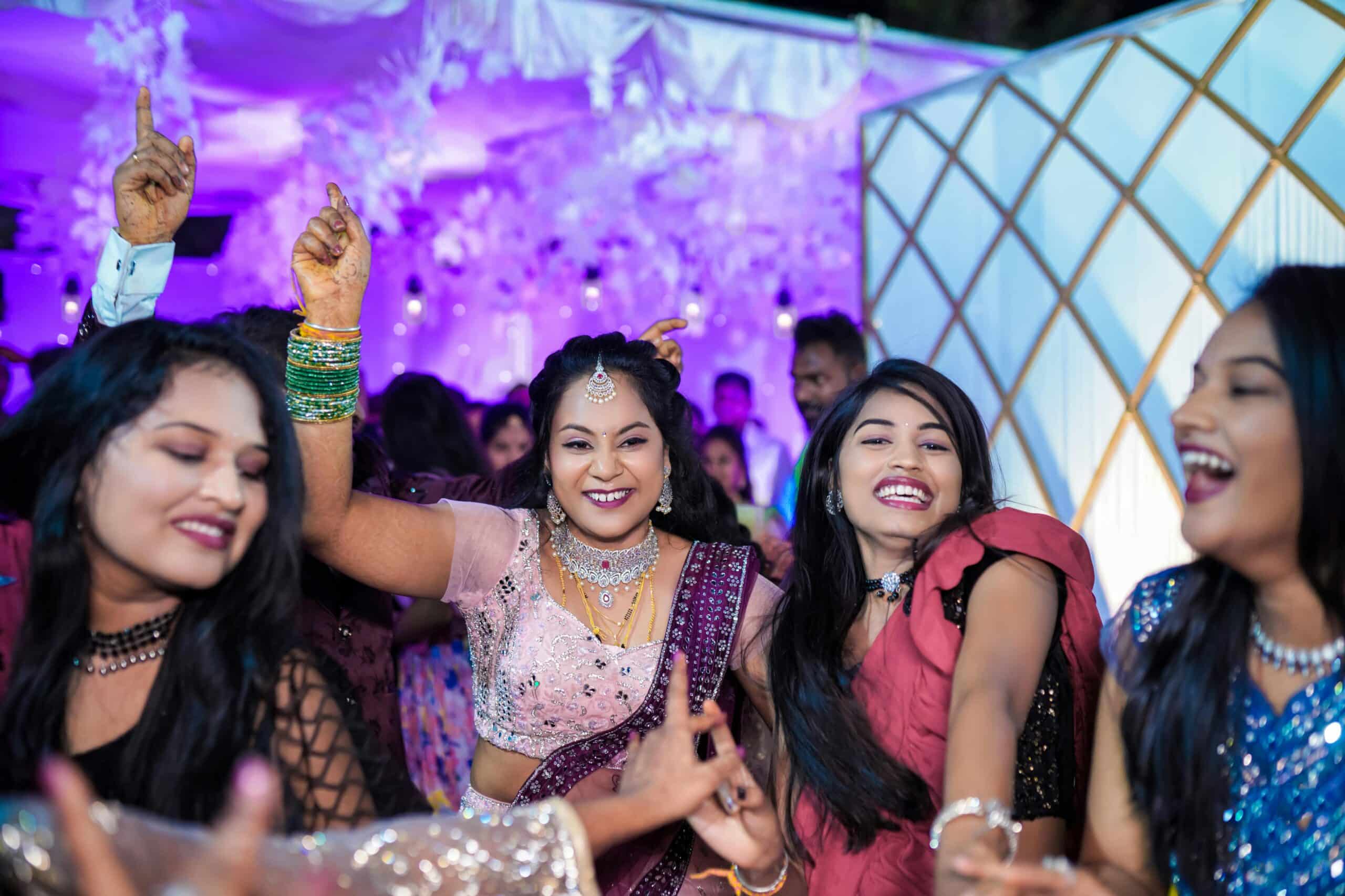 best-uplighting-rentals-cheap-event-lighting-rentals-affordable-lighting-rentals-rent-my-wedding-rentals