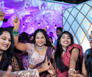 uplighting-indian-wedding-rent-my-wedding-refund-policy-best-event-rentals-best-party-rentals-party-decor-supplies