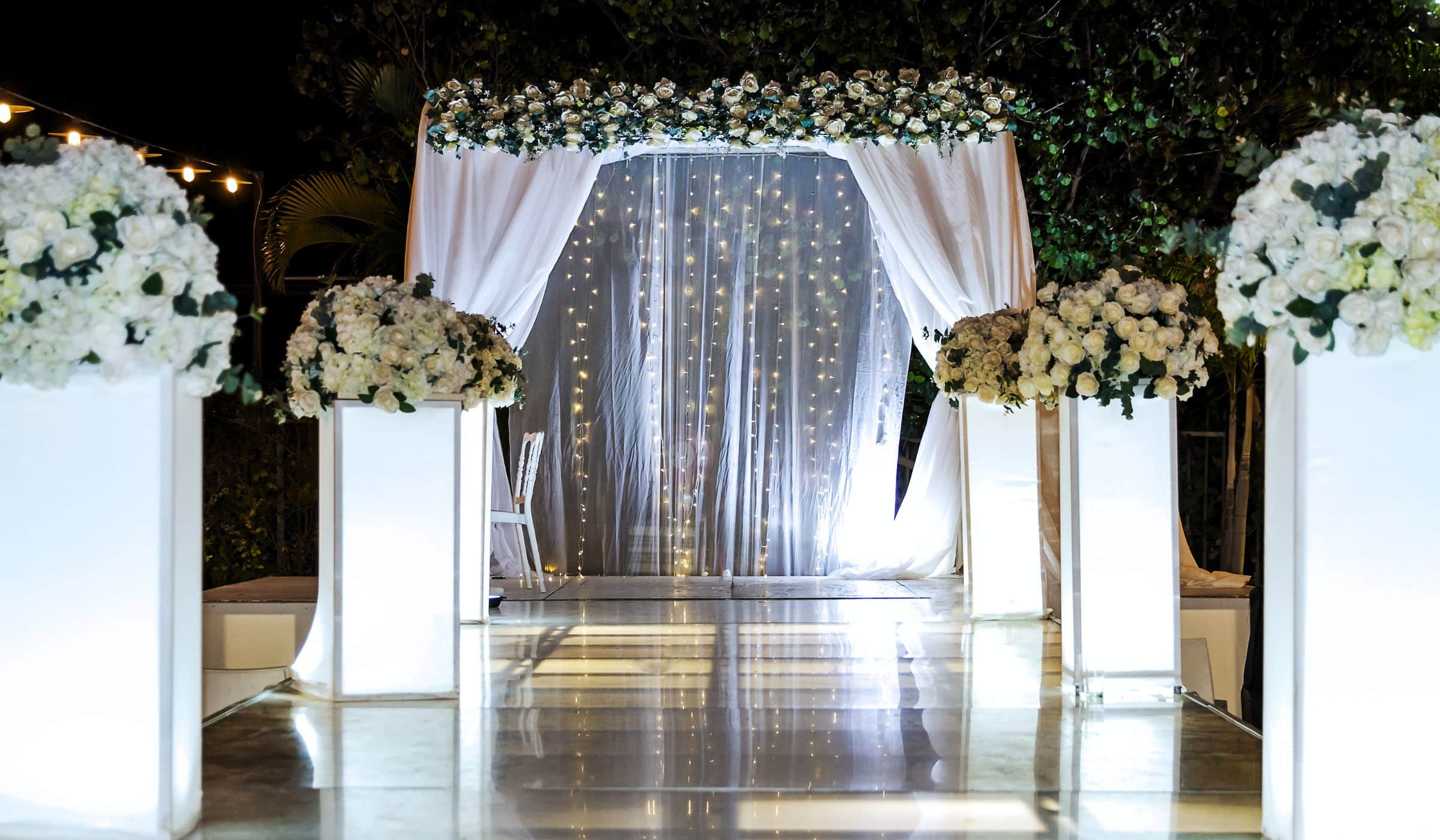transparent-drapes-rentals-near-me-best-drapes-rentals-best-canopy-rentals-near-me-best-chuppah-rentals-near-me-nationwide-event-rentals-uplighting-rentals-event-lighting